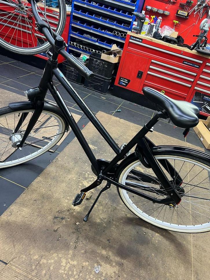 Cortina Blau Damesfiets 28 inch ZGAN, Fietsen en Brommers, Fietsen | Dames | Damesfietsen, Zo goed als nieuw, Overige merken, Versnellingen
