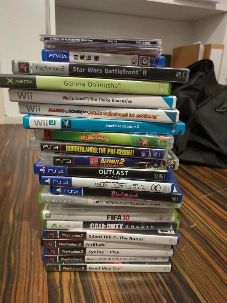 Verschillende console games ps2,3,4 Wii U, xbox vita, 1 speler, Ophalen of Verzenden, Zo goed als nieuw, Vanaf 3 jaar