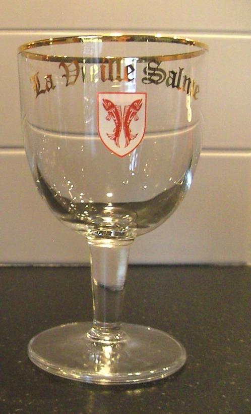 Bierglas op voet La vieille Salme, Verzamelen, Glas en Borrelglaasjes, Zo goed als nieuw, Bierglas, Ophalen of Verzenden