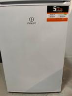 Nieuwstaat Indesit vriezer. Tafelmodel, Minder dan 85 cm, Minder dan 60 cm, Zo goed als nieuw, Vrijstaand