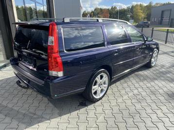 Volvo V70 2.4 Momentum Magic Blue 170pk Youngtimer beschikbaar voor biedingen