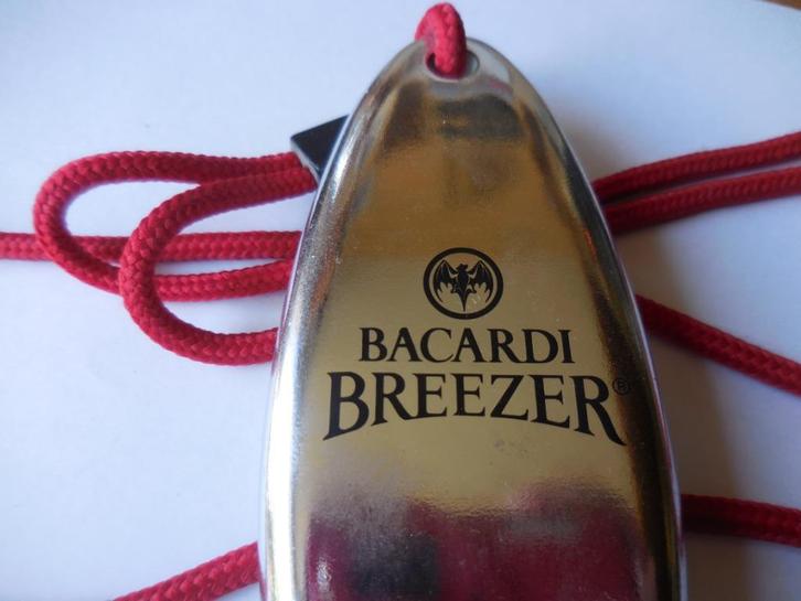 Opener Bacardi Breezer, Verzamelen, Merken en Reclamevoorwerpen, Zo goed als nieuw, Gebruiksvoorwerp, Ophalen