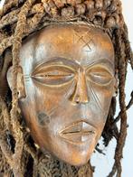 260227 Afrikaans Mwana Pwo Luena masker from the Chokwe., Ophalen of Verzenden