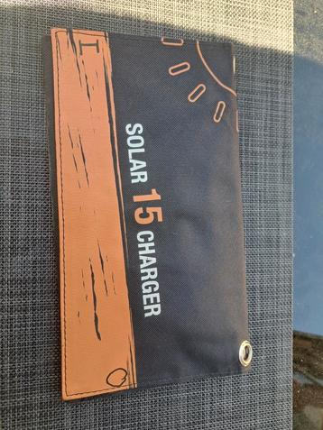15W Solar Charger – Opvouwbaar – USB  beschikbaar voor biedingen