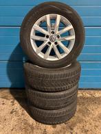 Originele Volkswagen Passat 16 inch set met Winterbanden, Auto-onderdelen, Ophalen, 16 inch, Banden en Velgen, Winterbanden