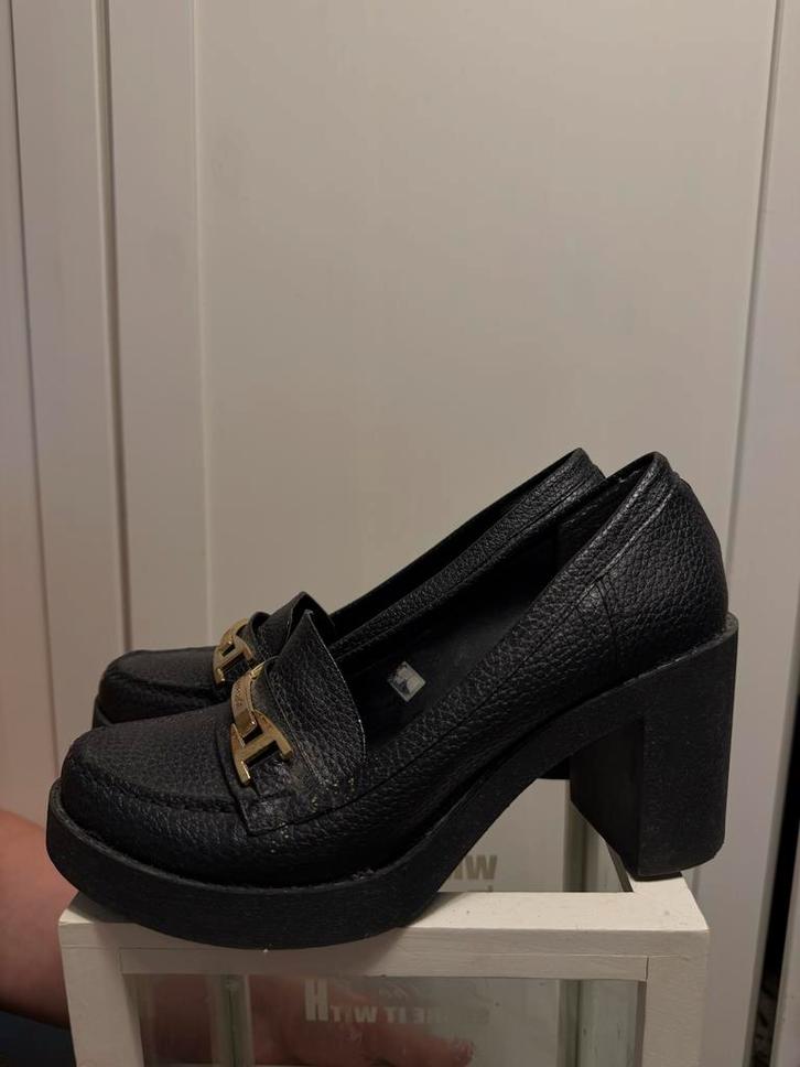 Zwarte Hakken - Pierre Cardin, Kleding | Dames, Schoenen, Gedragen, Pumps, Zwart, Ophalen of Verzenden