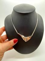 Z868 Prachtige zilveren ketting met hanger Fins ontwerp, Met hanger, Ophalen of Verzenden, X, Zilver