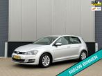 Volkswagen Golf 1.0 TSI Edition Automaat - LMV - Perkeersens, Auto's, Electronic Stability Program (ESP), Gebruikt, 23 km/l, Origineel Nederlands