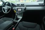 VOLKSWAGEN PASSAT VARIANT 1.6 TDI BLUEMOTION | TREKHAAK | CR, Auto's, Volkswagen, Euro 5, Gebruikt, Zwart, 4 cilinders