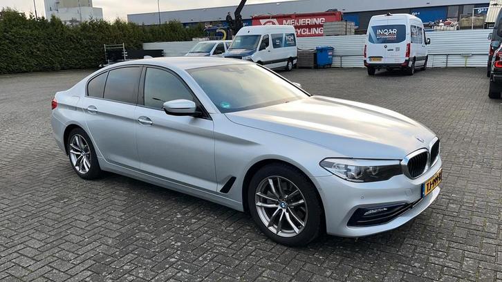 BMW 5-Serie 520d 190pk EDE Aut. 2018 Grijs, Auto's, BMW, Bedrijf, 5-Serie, Diesel, C, Sedan, Automaat, Origineel Nederlands, Zilver of Grijs