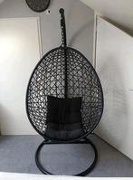 Zwarte hangstoel, Huis en Inrichting, Stoelen, Ophalen, Gebruikt, Zwart, Eén