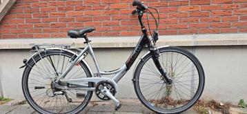Nette KTM Avento damesfiets
lichtgewicht fiets beschikbaar voor biedingen