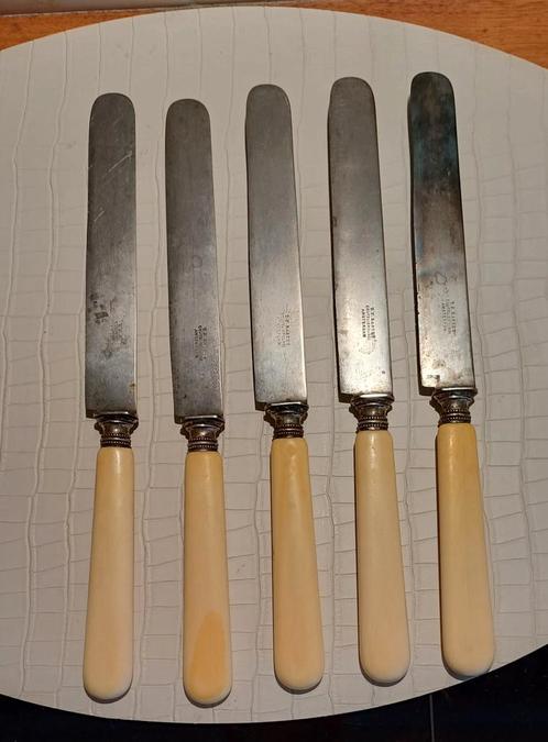 5x Dinermessen T.F. Bastet Coutelier du Roi Amsterdam, Antiek en Kunst, Antiek | Bestek, Ophalen of Verzenden