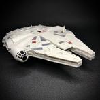 STAR WARS MILLENIUM FALCON, Ophalen of Verzenden, Zo goed als nieuw, Actiefiguurtje