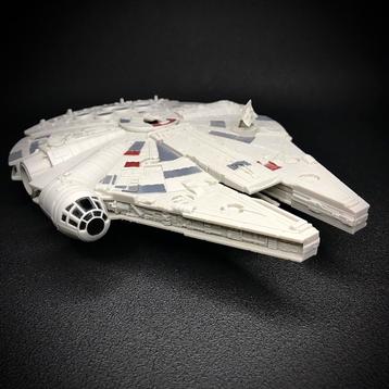 STAR WARS MILLENIUM FALCON beschikbaar voor biedingen