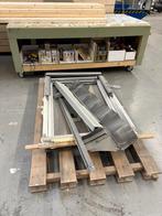 Velux dakraam, Doe-het-zelf en Verbouw, Kozijnen en Schuifpuien, Gebruikt, Overige typen, Inclusief glas, 75 tot 150 cm