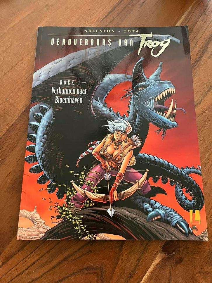 Veroveraars van Troy - Verbannen naar Bloemhaven., Boeken, Stripboeken, Zo goed als nieuw, Ophalen of Verzenden