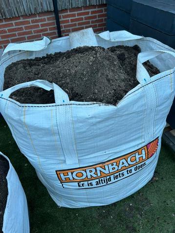 Grond van tuinproject - gratis af te halen beschikbaar voor biedingen