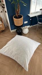 Groot kussen 90 x 90 zitzak, Ophalen, Zo goed als nieuw, Wit, Zitzak