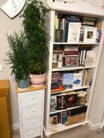 Witte vurenhouten boekenkast, 175x75x30 cm, Met plank(en), Landelijk modern, Zo goed als nieuw, 25 tot 50 cm