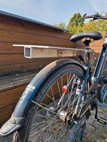 Delivery bike bagage drager beschikbaar voor biedingen