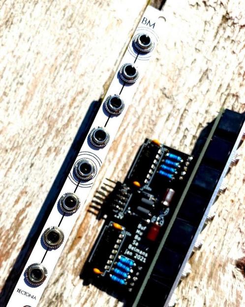 Tectonia Buffered Mult (BM) // Passive Mult (PM) - Eurorack, Muziek en Instrumenten, Synthesizers, Nieuw, Ophalen of Verzenden