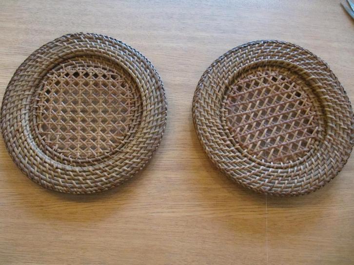 Twee rotan onderborden, Huis en Inrichting, Keuken | Servies, Overige typen, Overige stijlen, Overige materialen, Ophalen of Verzenden