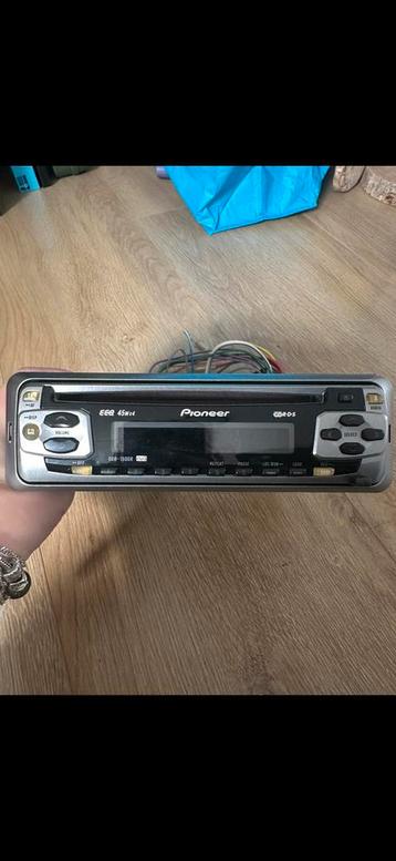 Pioneer autoradio beschikbaar voor biedingen