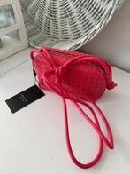 NIEUW > Roze gevlochten Loavies Schoudertas (12x21 cm), Sieraden, Tassen en Uiterlijk, Tassen | Schoudertassen, Verzenden, Nieuw