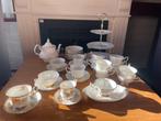 Servies Royal Albert, Antiek en Kunst, Antiek | Servies compleet, Ophalen of Verzenden