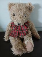 Beer met Kerst strik, Verzamelen, Beren en Cherished Teddies, Ophalen of Verzenden, Zo goed als nieuw, Stoffen beer, Overige merken