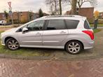 Peugeot 308 1.6 THP 115KW SW AUT 5PL 2011 7 zits Grijs, Auto's, Voorwielaandrijving, 7 stoelen, 14 km/l, Stationwagon