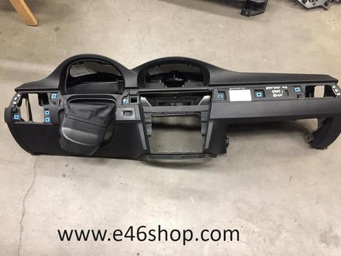 DASHBOARD BMW E90 E91 MET AIRBAG JAAR 2005 NAVI UITVOERING, Auto-onderdelen, Dashboard en Schakelaars, BMW, Gebruikt, Ophalen of Verzenden