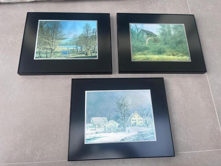 Set van 3 schilderijtjes met jaargetijde metallic 3D effect, Huis en Inrichting, Woonaccessoires | Lijsten, Zo goed als nieuw