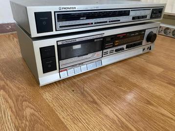 Pioneer turner en casette deck beschikbaar voor biedingen