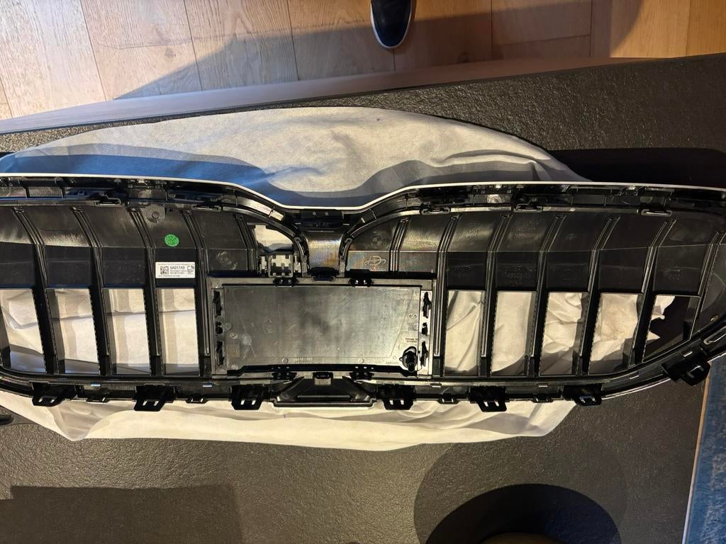 Grill voor bmw 530e nieuw, Auto-onderdelen, Voor, Nieuw, Ophalen of Verzenden, Bumper