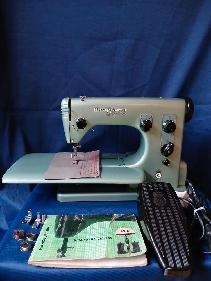 Husqvarna Zig-Zag 19E Naaimachine, Hobby en Vrije tijd, Naaimachines en Toebehoren, Gebruikt, Naaimachine, Husqvarna, Ophalen