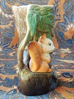 Oud Withernsea vaasje uit Engeland als boom met eekhoorn., Ophalen of Verzenden