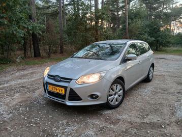 Ford Focus 1.0 Wagon 2013 apk airco beschikbaar voor biedingen