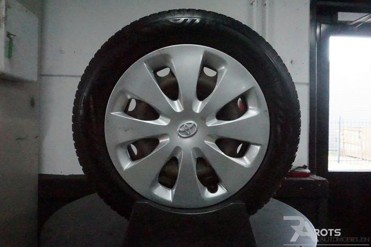 ALL-SEASON 15 inch velgen Passen Onder TOYOTA YARIS 4X100 E3, Auto-onderdelen, Banden en Velgen, Banden en Velgen, All Season
