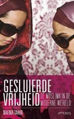 Gesluierde vrijheid - Naema Tahir, Ophalen of Verzenden, Zo goed als nieuw, Overige onderwerpen, Nederland