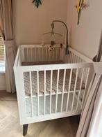 Kidsmill Babybox incl. Kleed & Mobiel, Ophalen, Gebruikt, Rechthoekig, In hoogte verstelbaar