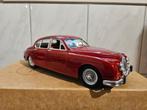 Burago '59 Jaguar Mark II Rood, Hobby en Vrije tijd, Modelauto's | 1:18, Ophalen of Verzenden, Zo goed als nieuw, Bburago