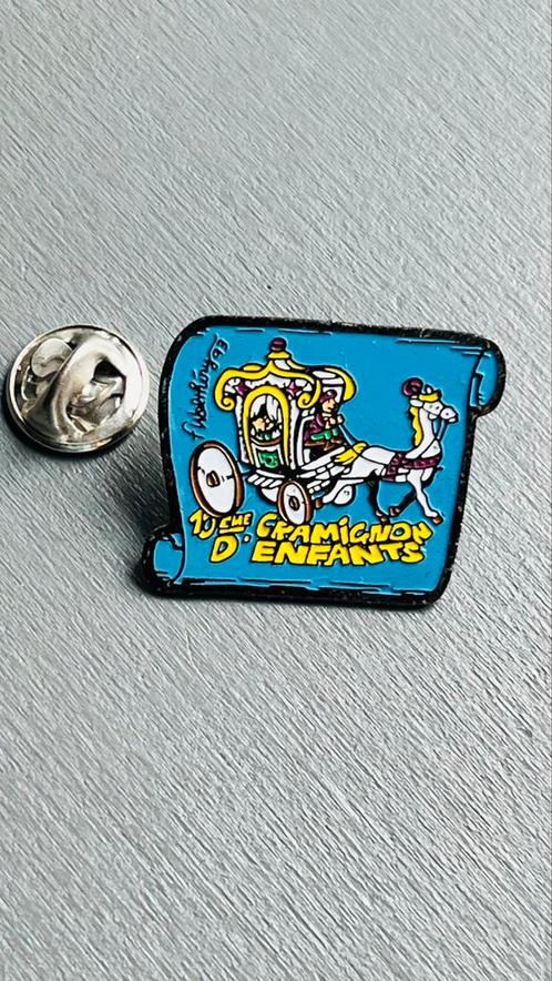 Cramignon d enfants, Verzamelen, Speldjes, Pins en Buttons, Zo goed als nieuw, Ophalen of Verzenden