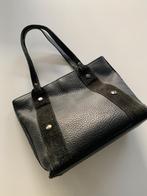 Vintage classic de Bijenkorf hand bag, Sieraden, Tassen en Uiterlijk, Tassen | Damestassen, Ophalen of Verzenden, Gebruikt, Zwart