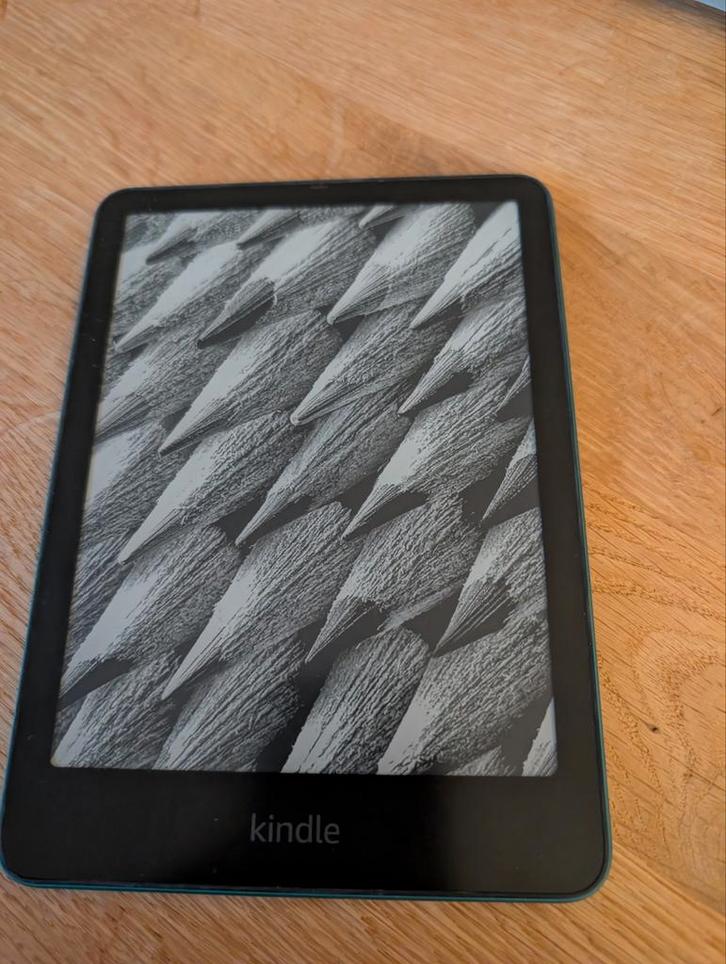 Amazon Kindle Paperwhite gen 12, Computers en Software, E-readers, Zo goed als nieuw, 6 inch of minder, 8 GB, Wi-Fi, Ophalen of Verzenden