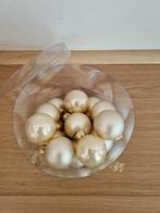 Roomwitte kerstballetjes, Diversen, Kerst, Ophalen of Verzenden, Zo goed als nieuw