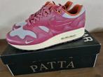 Nike Air Max 1 Patta Rush Maroon - Maat 45, Kleding | Heren, Schoenen, Ophalen of Verzenden, Nieuw, Overige kleuren