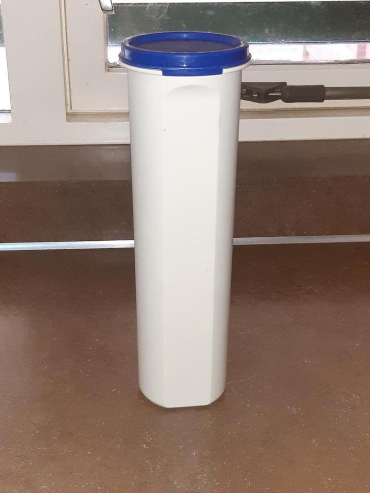 Tupperware spaghettibus  wit / ruimtespaarder, Huis en Inrichting, Keuken | Tupperware, Gebruikt, Schaal, Wit, Ophalen of Verzenden