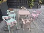 Kinderstoel(stapelbaar) kunststof  + tafel, Kinderen en Baby's, Kinderstoelen, Ophalen, Zo goed als nieuw, Overige typen